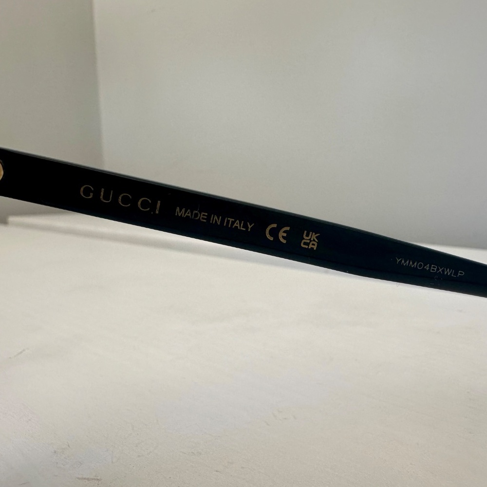 GUCCI SUNGLASSES✨ - Picture 6 of 8
